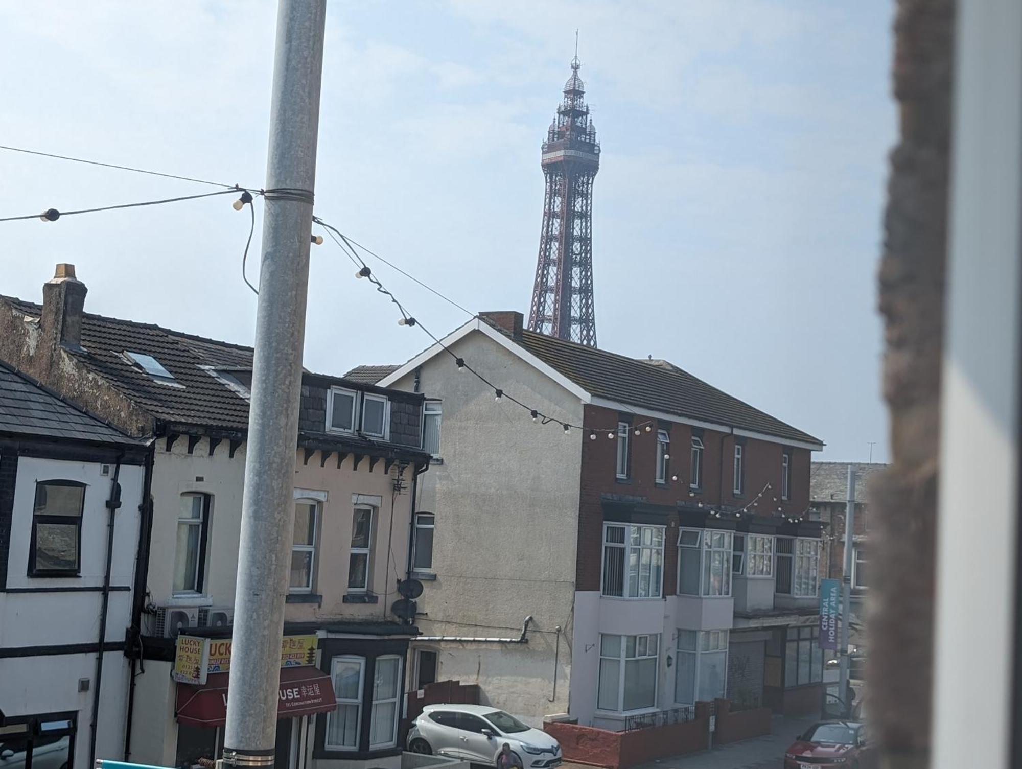Wonky Towers Bed & Breakfast Blackpool Luaran gambar