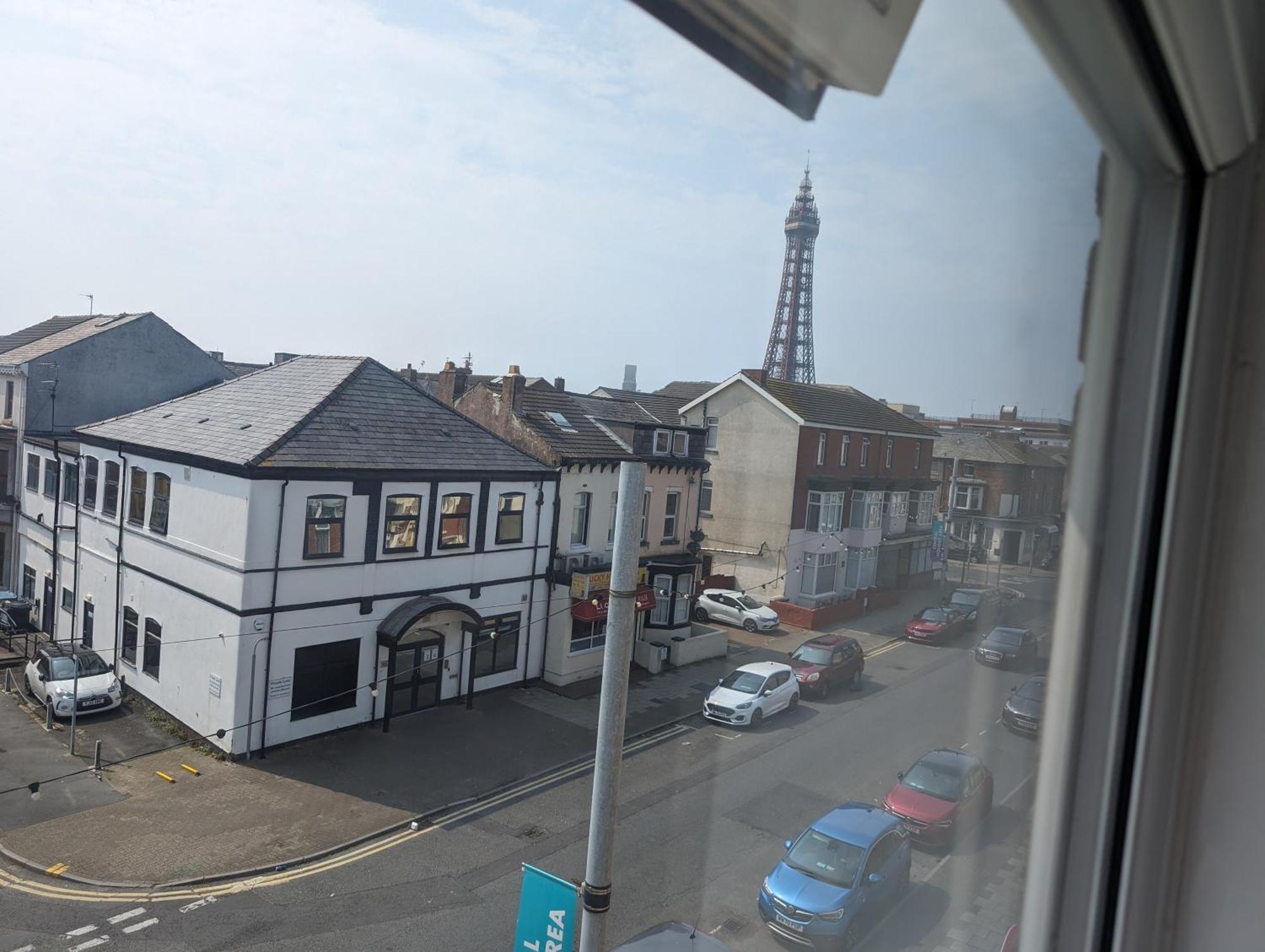 Wonky Towers Bed & Breakfast Blackpool Luaran gambar